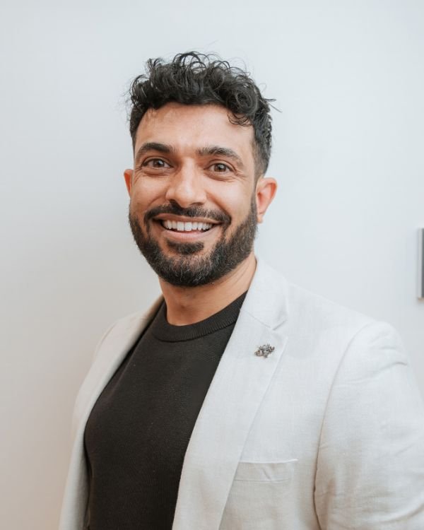 Dr Sam Panjvani